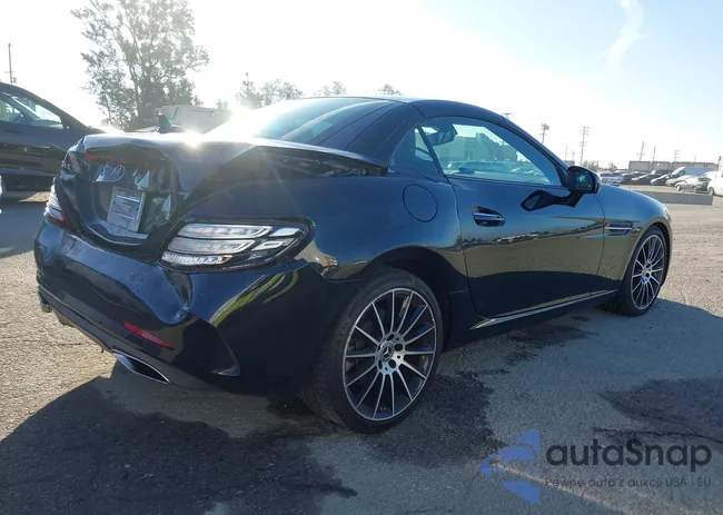 W1KPK3JA1LF172689: 44511293