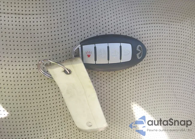 JN1BV7APXEM674349: 44511336