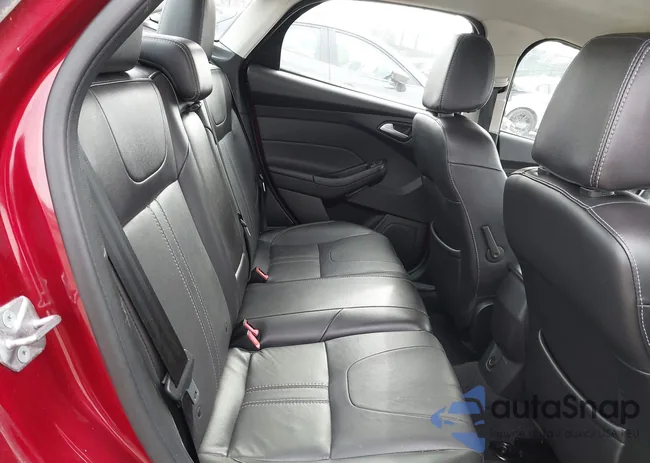 1FADP3F27EL257580: 44511369