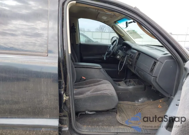 1B7GG2AN21S107525: 44511416