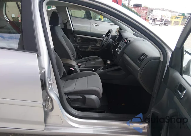 WVWDA71K68W269331: 44511423