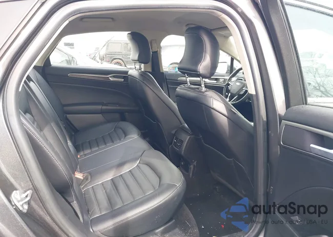 3FA6P0PU5JR199794: 44511554