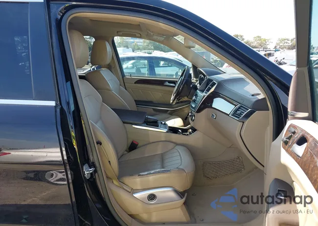 4JGDF7CE6DA202997: 44511572