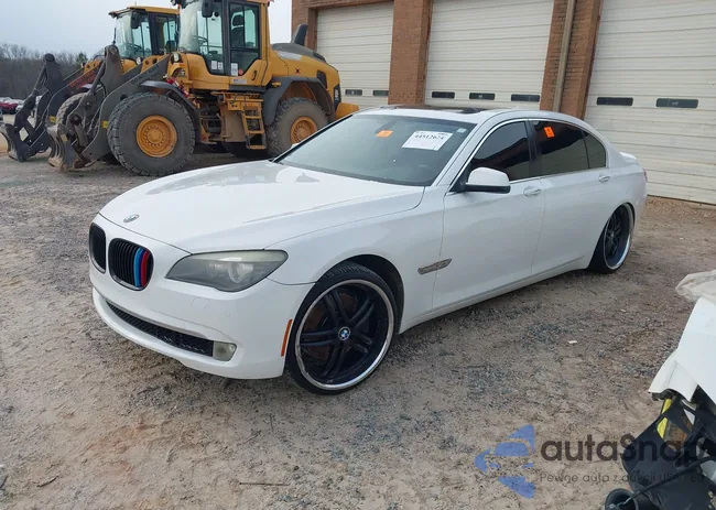 WBAKC8C55BC431938: 44512674