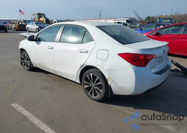 2T1BURHE8JC048306: 44512702