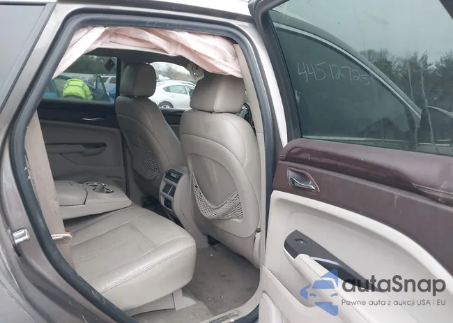 3GYFNFE30CS581749: 44512725