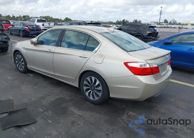 1HGCR6F57FA013258: 44512945