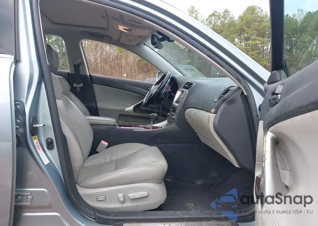 JTHCK262772019203: 44512951