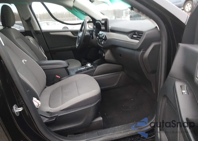 1FMCU9G68NUB26568: 44513074