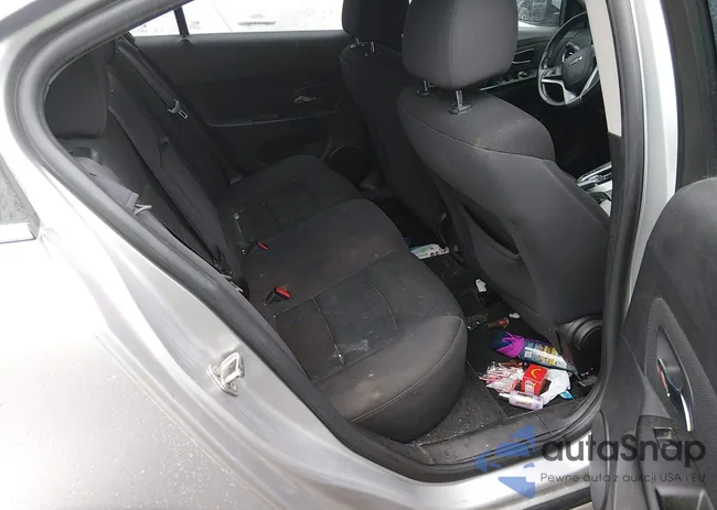 1G1PC5SB0E7297585: 44513079