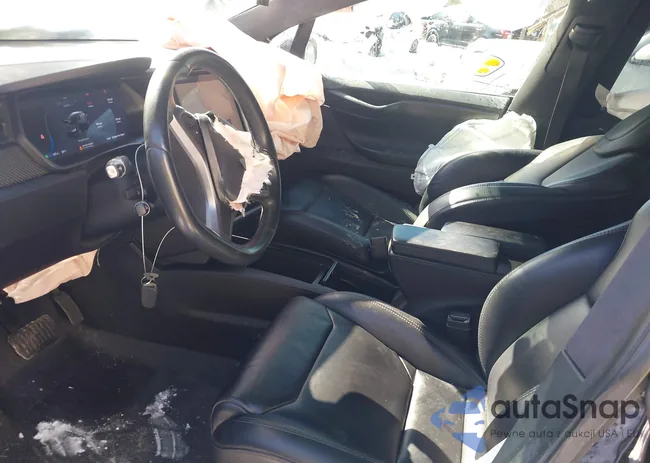 5YJXCAE21JF102397: 44513083