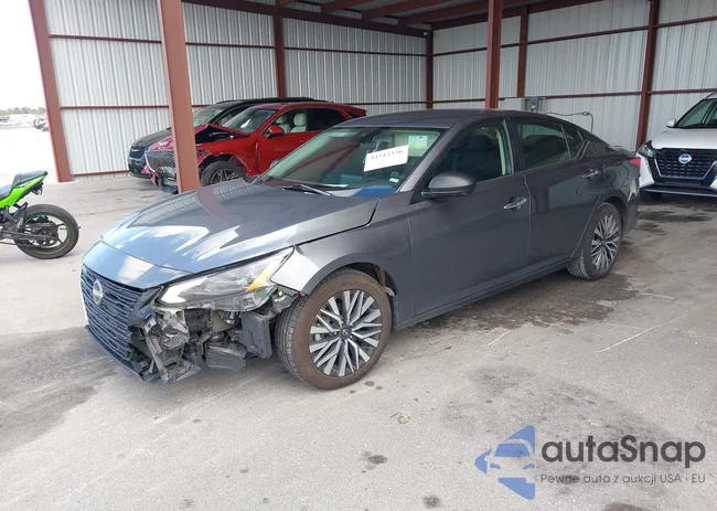 1N4BL4DV1RN353642: 44512336