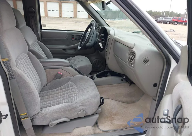 1GNDT13W2W2254909: 44512585