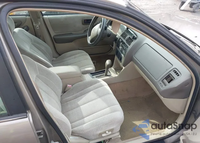 4T1BF18B9WU270585: 44513686