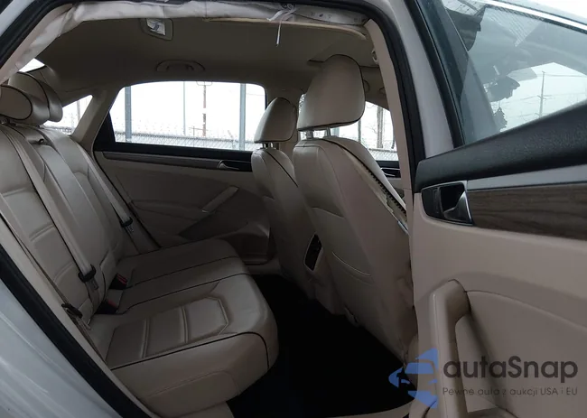 1VWGT7A32HC051353: 44513853