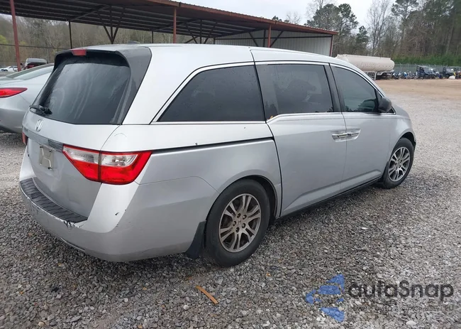 5FNRL5H61BB041097: 44513952