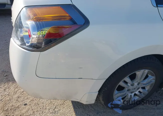 1N4AL2AP1BN430988: 44513962