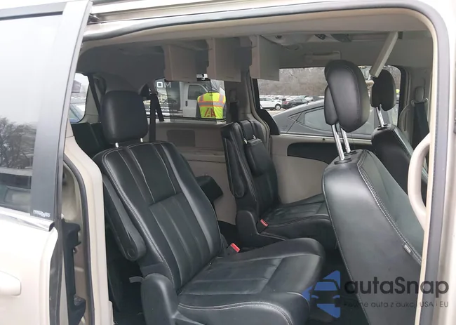 2C4RC1BG4ER274832: 44514197