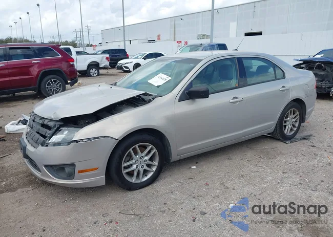 3FAHP0GAXAR215535: 44514228