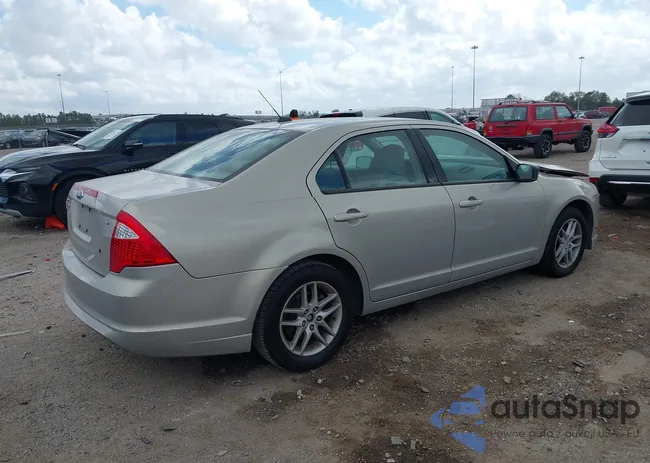 3FAHP0GAXAR215535: 44514228