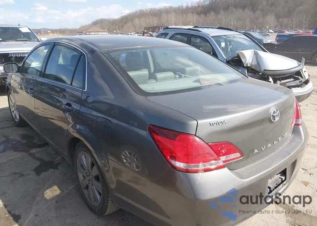 4T1BK36B46U111306: 44513280