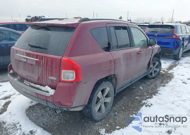 1C4NJCEA3GD806827: 44513304