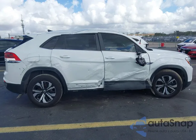 1V2DE2CA9SC226377: 44513328