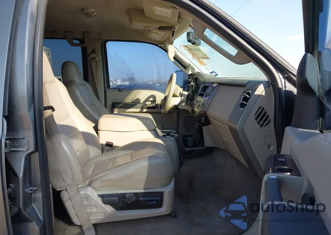 1FTSW2BR2AEA52118: 44513460