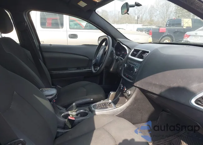 1C3CDZAB2EN105384: 44513542