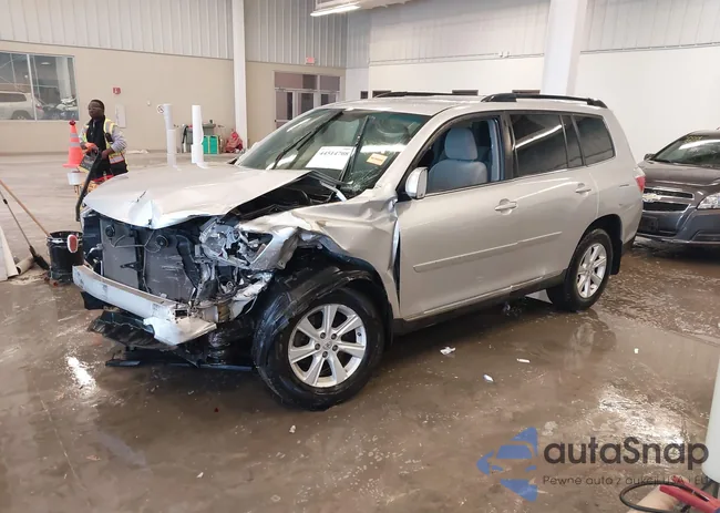 5TDBK3EH7CS105770: 44514708