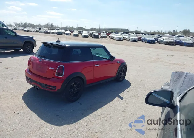 WMWSV3C5XDT391579: 44514721