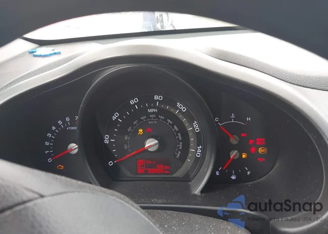 KNDPB3A27B7015213: 44514743