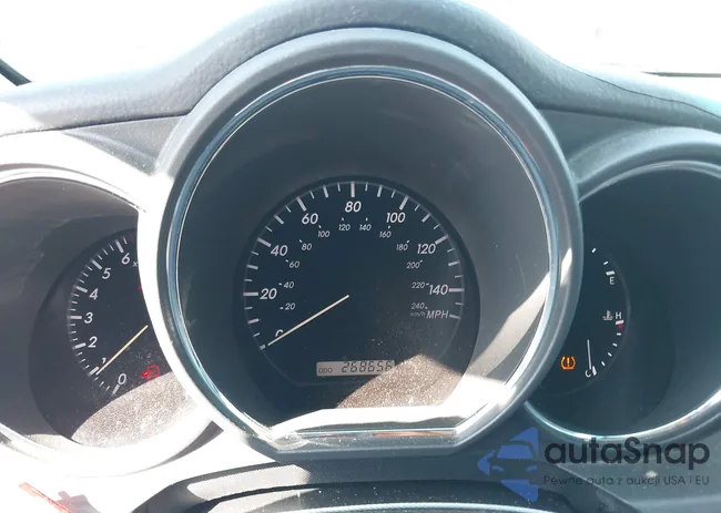 2T2GK31U88C048211: 44514768