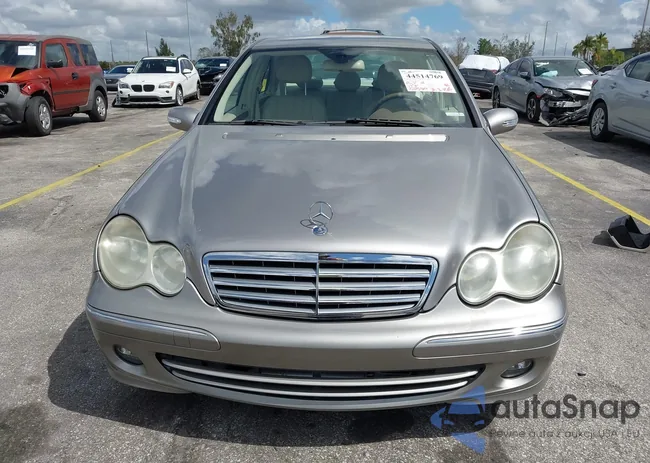 WDBRF56HX6F759940: 44514769