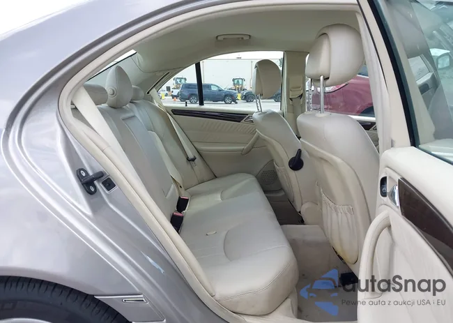 WDBRF56HX6F759940: 44514769