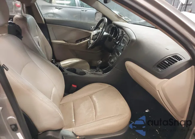 5XXGN4A78CG035276: 44514819