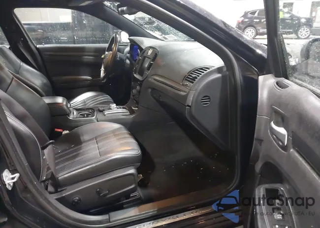 2C3CCAGG8GH225001: 44514874