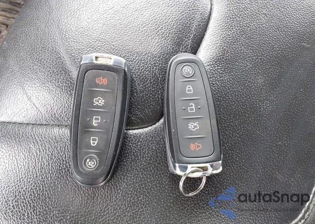 1FADP3N27GL280443: 44514910