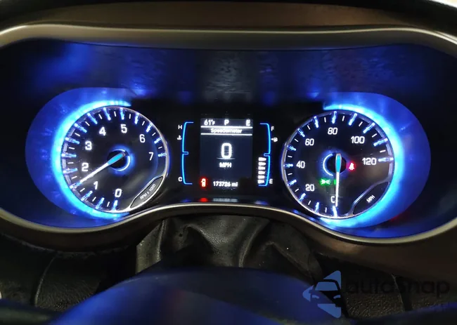 2C4RC1CG8MR500982: 44515085