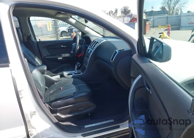 1GKKRPED3BJ356558: 44515152