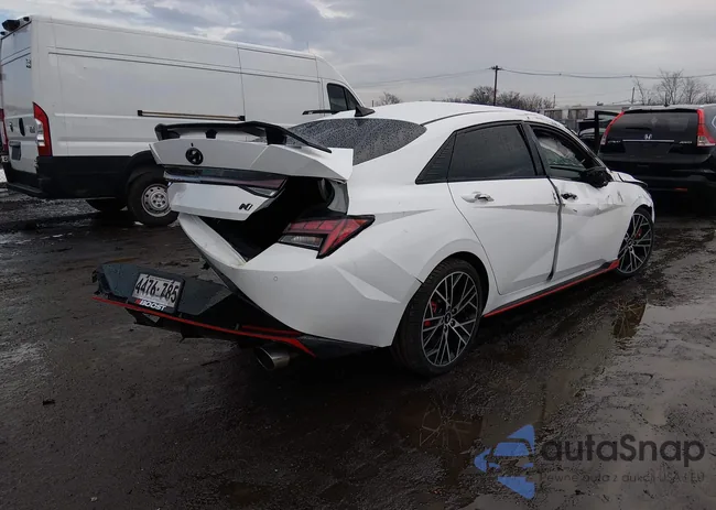 KMHLW4AK5PU014834: 44514252