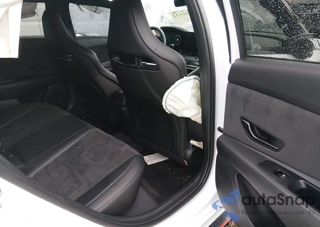 KMHLW4AK5PU014834: 44514252