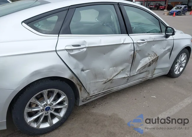 3FA6P0HD9HR270147: 44514443