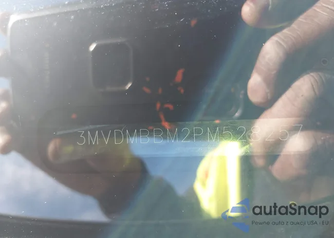 3MVDMBBM2PM528257: 44515963