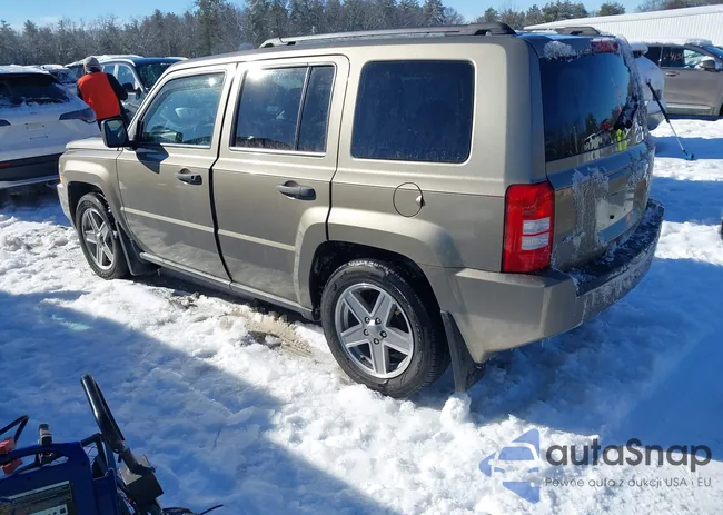 1J8FF28W88D513796: 44515980