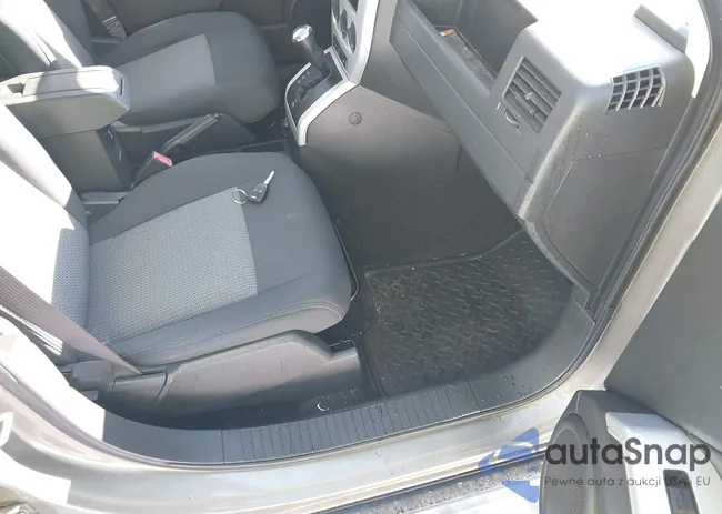 1J8FF28W88D513796: 44515980