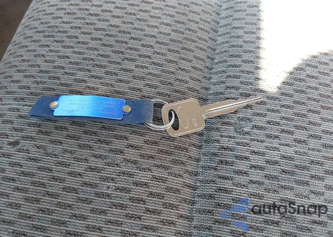 1FTRX18L4WKA79354: 44516018