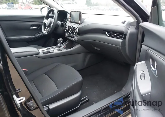 3N1AB8CVXRY335180: 44516048