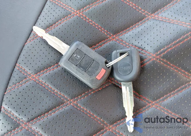 ML32F3FJ2HHF18638: 44516114