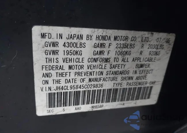 JH4CL95845C029836: 44516230